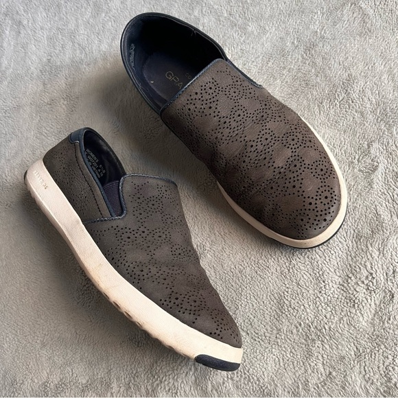 Cole Haan GrandPro Crosscourt Paisley Perforated Slip-On Skater Sneakers GrandOS - Picture 1 of 17